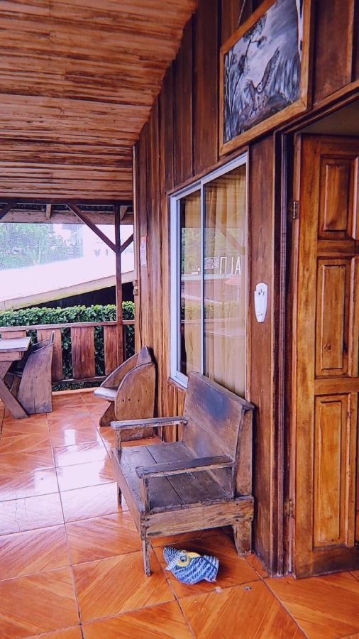 Alpha Arenal Hostel La Fortuna Exterior photo