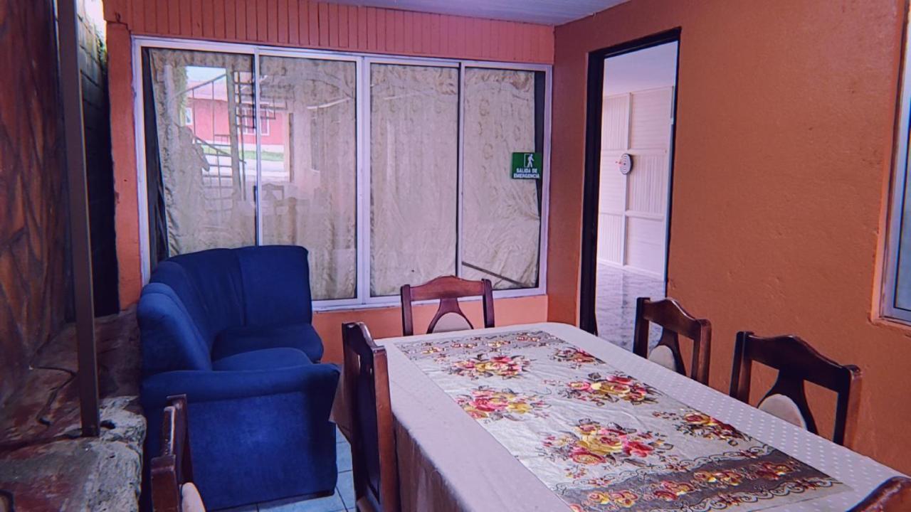 Alpha Arenal Hostel La Fortuna Exterior photo